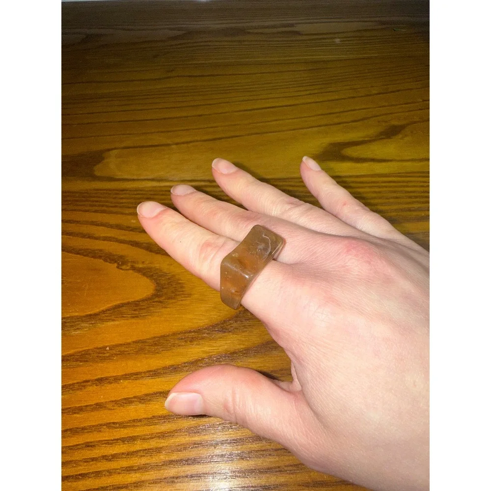 N/A chunky resin